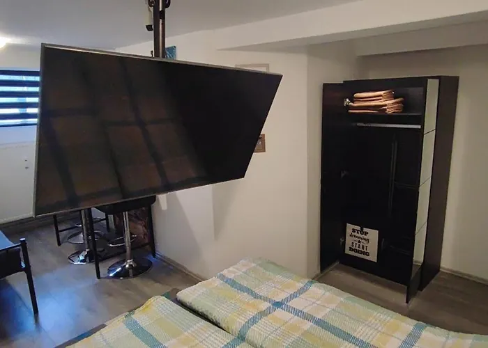 Studio Ferienwohnung Untergeschoss
